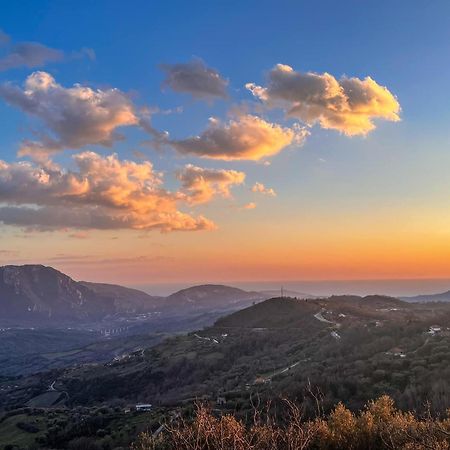 Agriturismo Ai Monaci Montano Antilia Екстер'єр фото