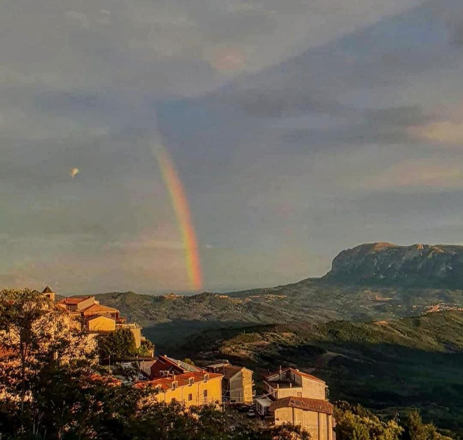 Agriturismo Ai Monaci Montano Antilia Екстер'єр фото