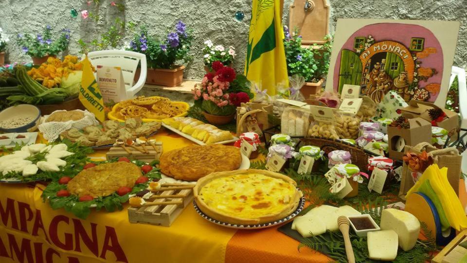 Agriturismo Ai Monaci Montano Antilia Екстер'єр фото